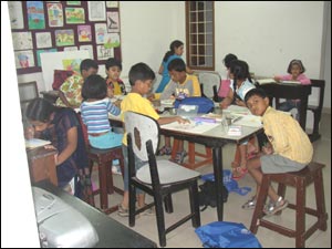 Yasmeen Sharat Koka, Lakeer School Of Painting (After School Activities)