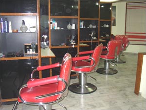 Naturals Beauty Parlor