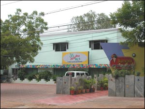 36 Chattees (Jubilee Hills)