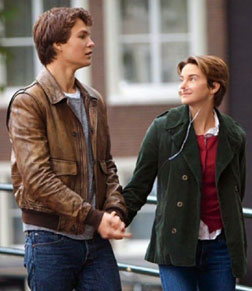 The Fault In Our Stars (english) - show timings, theatres list