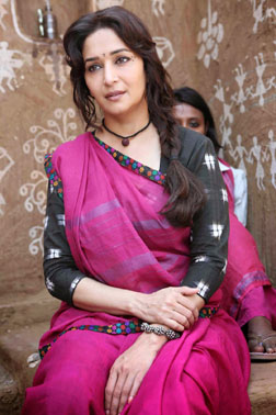 Gulaab Gang (hindi) - show timings, theatres list